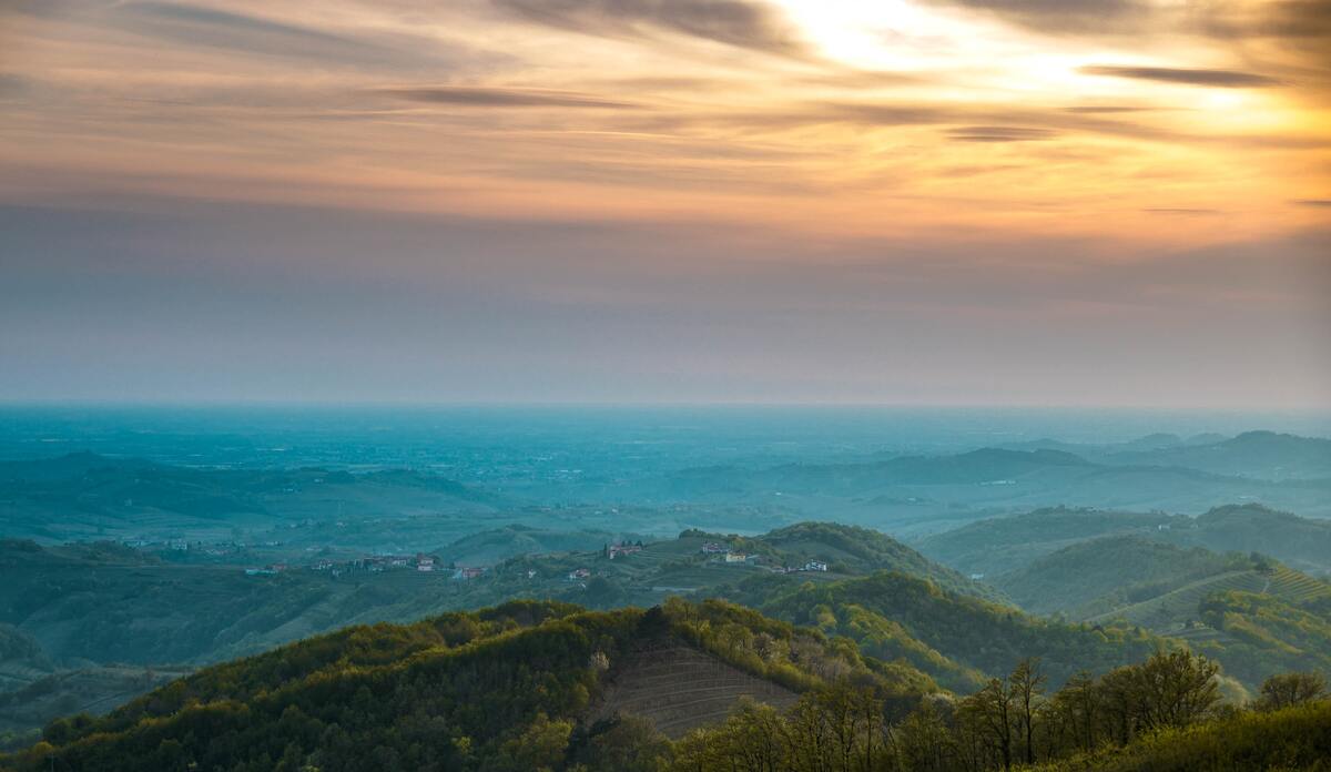 无法获取Notion数据，请检查Notion_ID： 
 当前 15700a962bac8025aeaafd002cb0b755,en:15900a962bac8045a5b0f66cea90a323